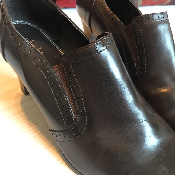 Vintage Heeled Loafers - Picture 5 of 8